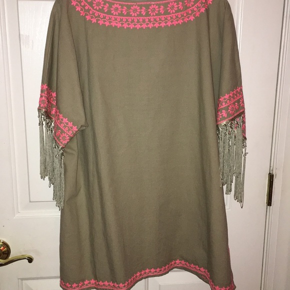 Embroidered with fringe tunic shirt - Picture 6 of 8